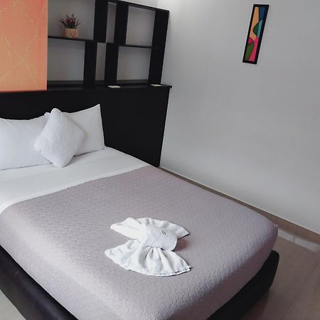 Hotel Milla Suites Merida ภายนอก รูปภาพ
