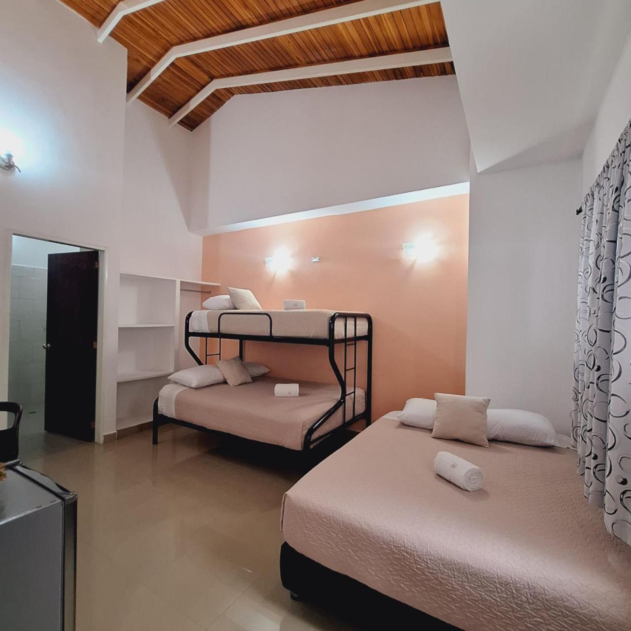 Hotel Milla Suites Merida ภายนอก รูปภาพ